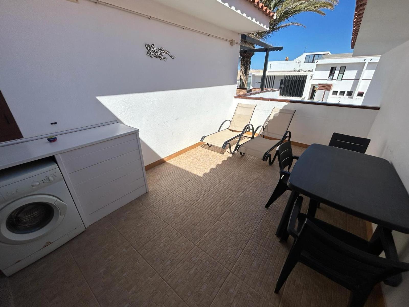 Lovely Newly Refurbished 1 Bedroom Flat Minutes From Sandy Beach,Private Terrace Калета-де-Фусте Екстер'єр фото